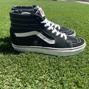 VANS High-Top Shoes Size MENS 8 and WOMENS 9.5